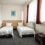 Bobr ホテル 3*