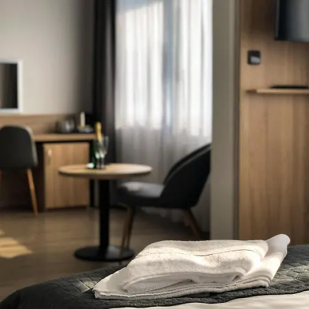 Bobr Hotel